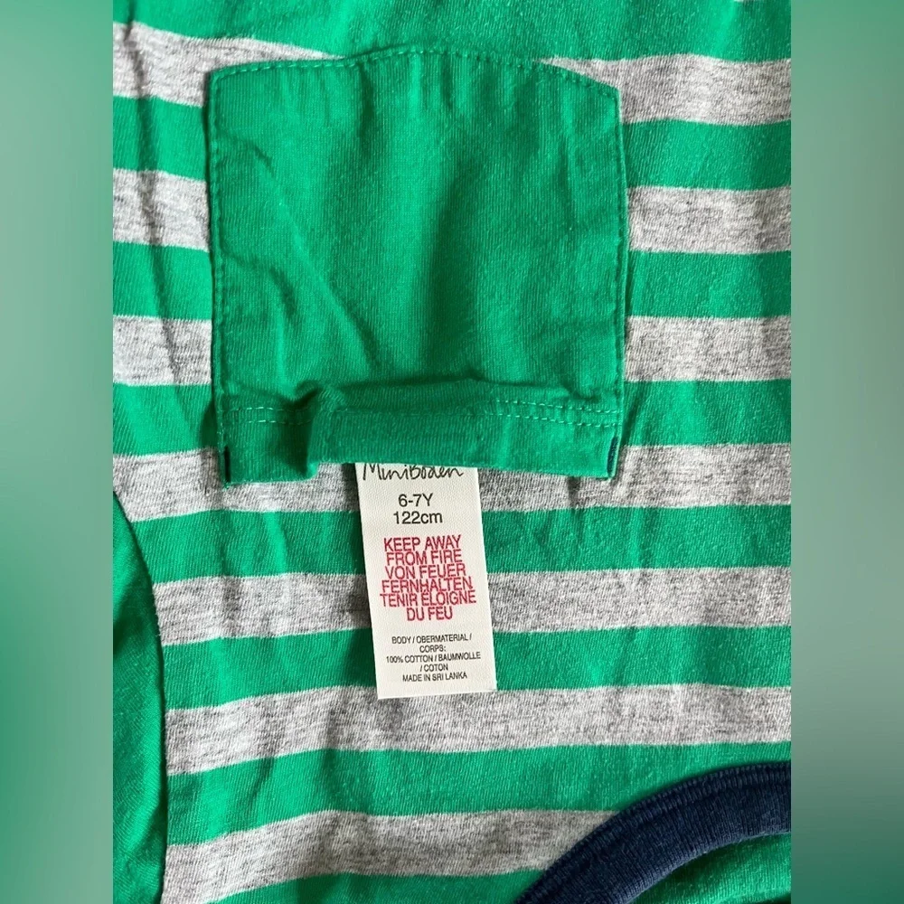 Mini Boden reversible racing snail graphic shirt